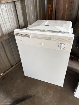DWM85883TP-0422