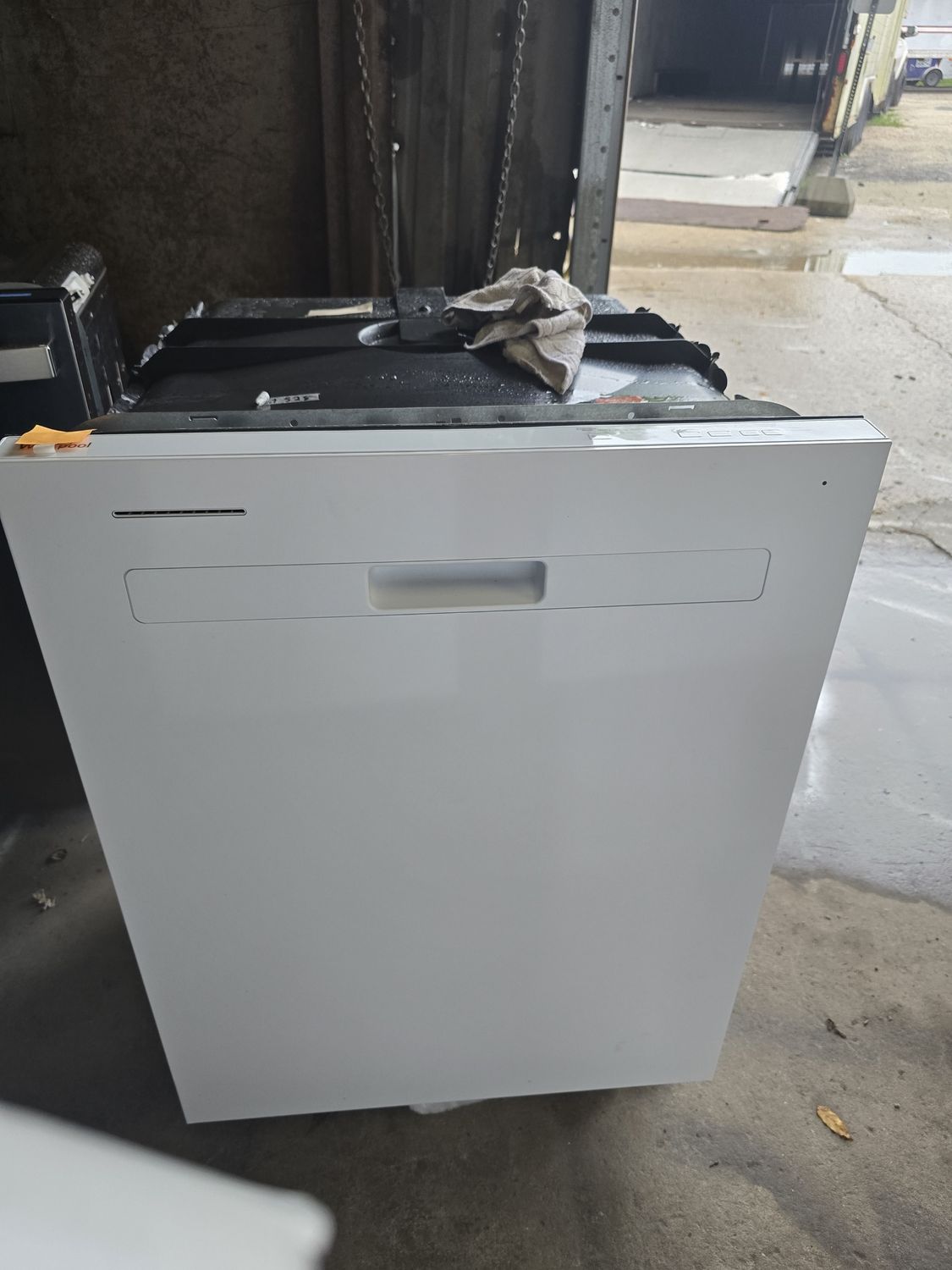 SD-DWM98575-0604