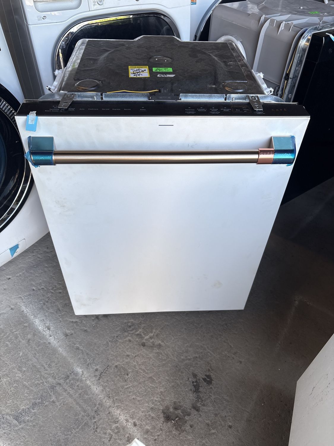 DWM100364DM-0826