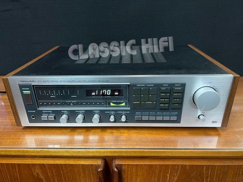 REALISTIC STA-2270