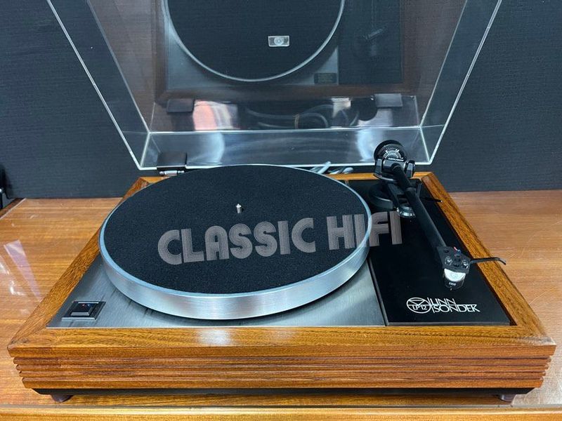 LINN SONDEK LP12 TURNTABLE