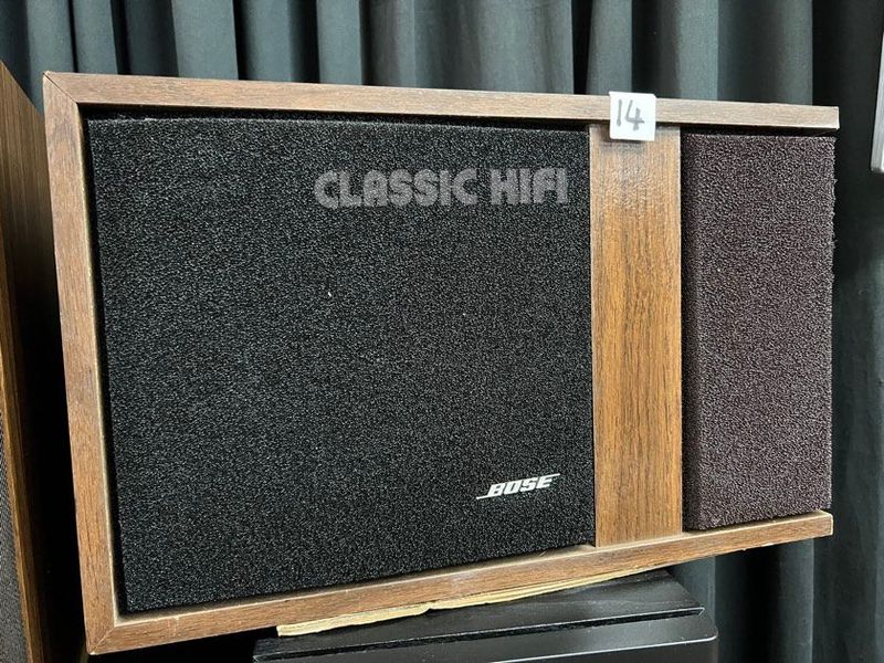 BOSE 301 LOUDSPEAKER SYSTEM