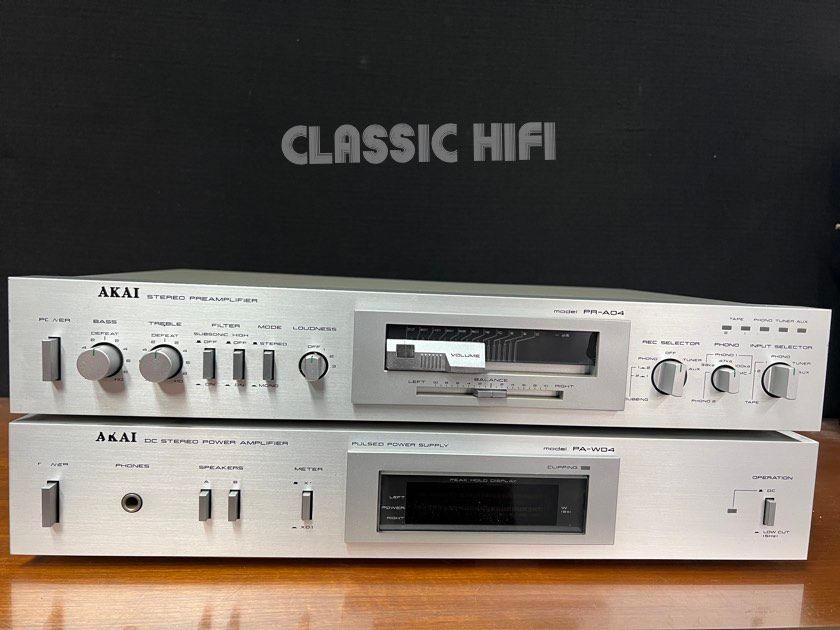 AKAI POWER AMP PA-W04 PRE-AMP PR-A04