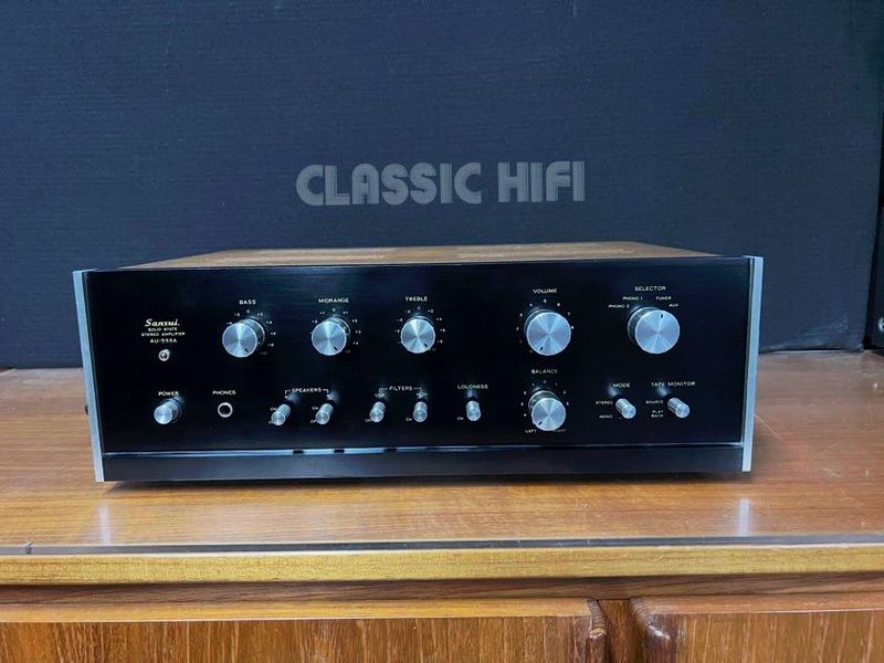 SANSUI AU-555A