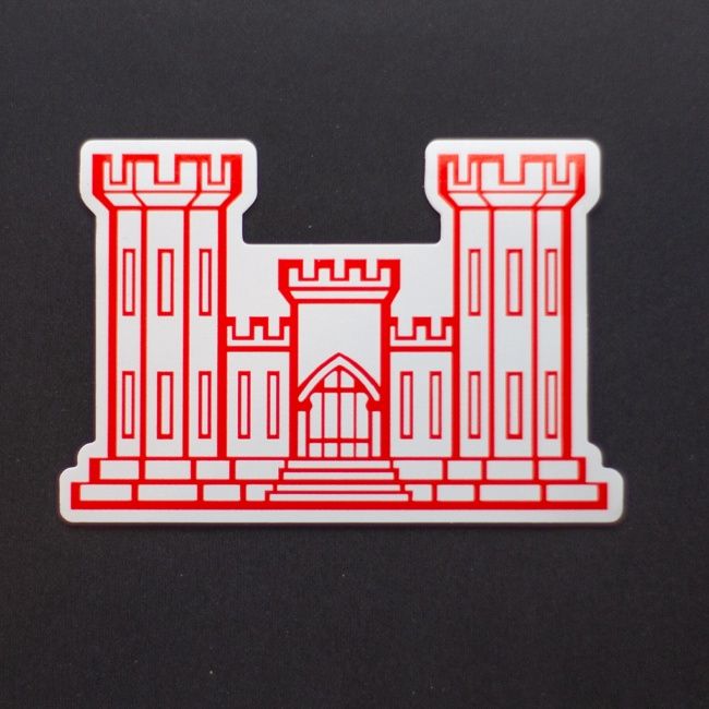 Magnet, Red Castle