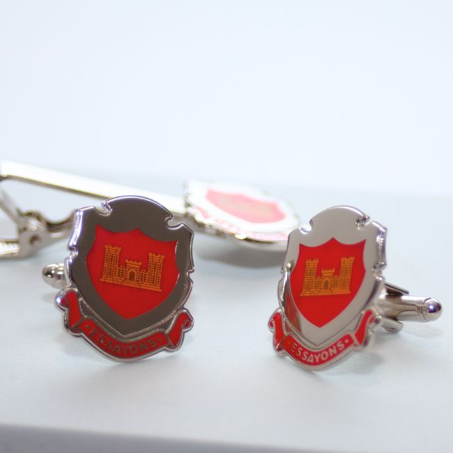 Die Struck Cufflink &amp; Tie Bar Set | Regimental Crest