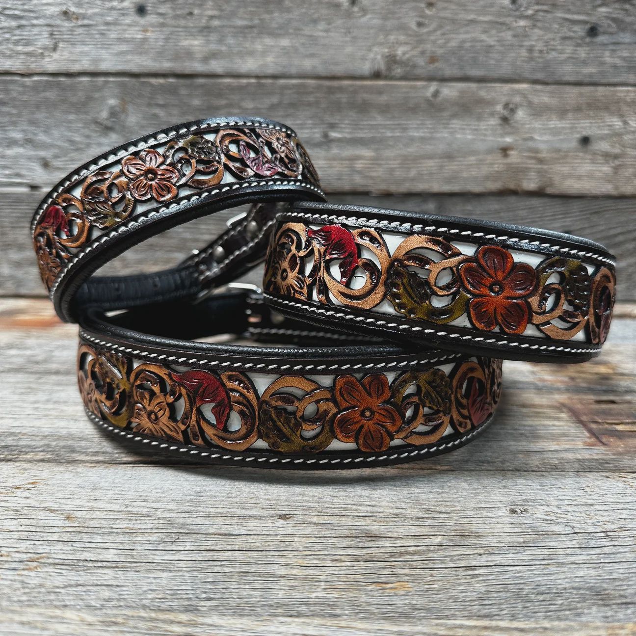 Floral white inlay wide dog collar Small