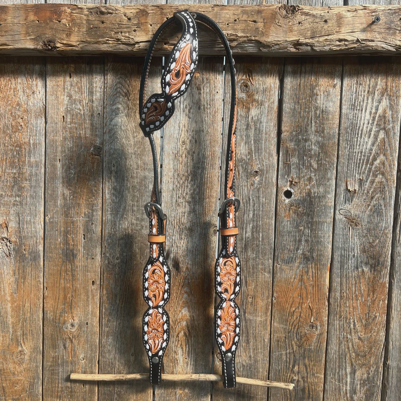Floral tooled buckstitch one ear headstall/bridle