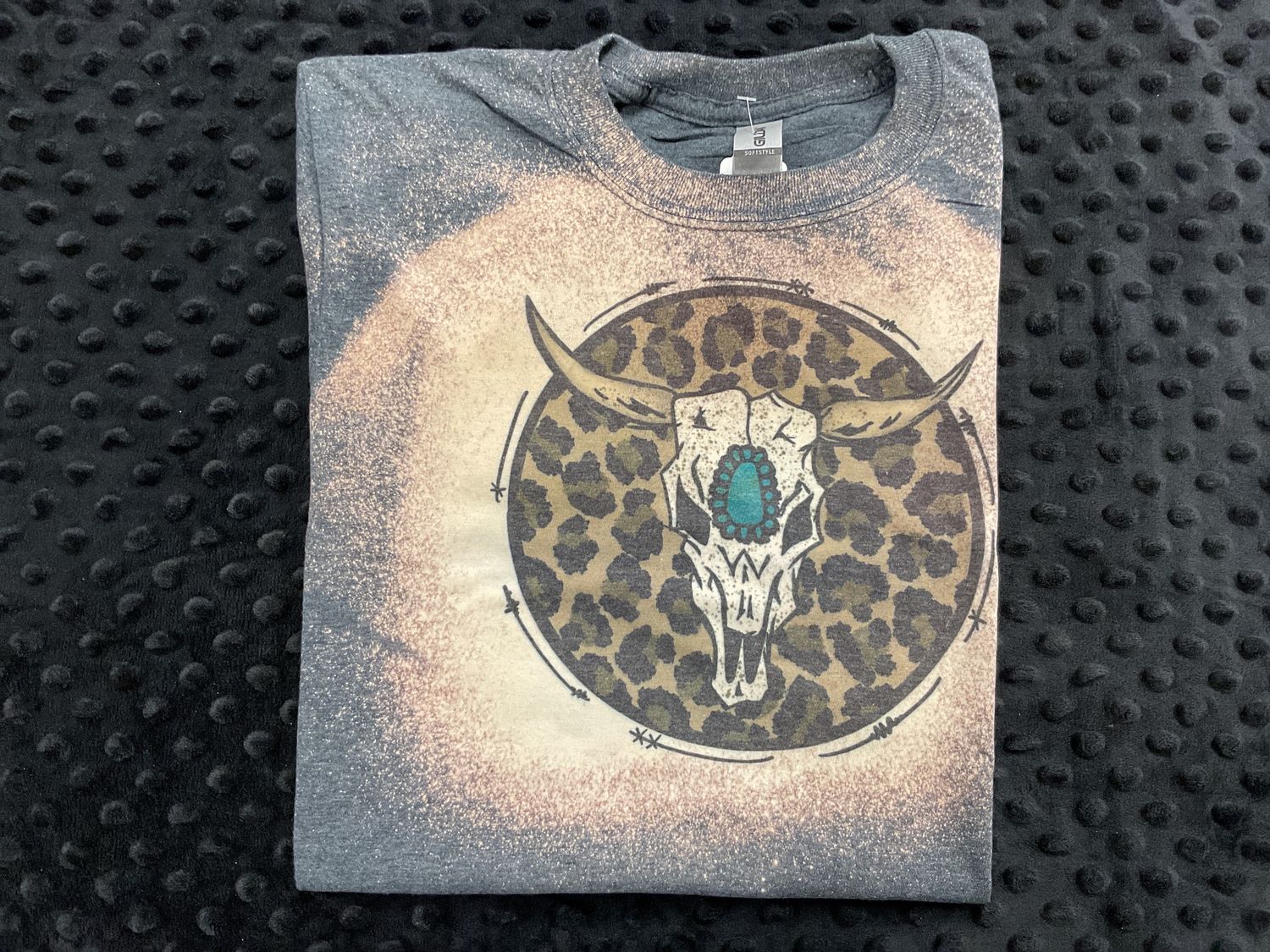 Circle Skull Leopard Tee