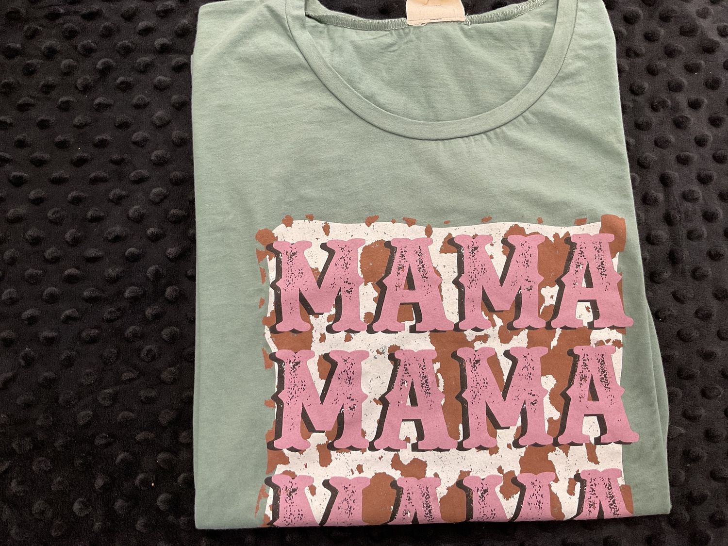 MAMA green tee