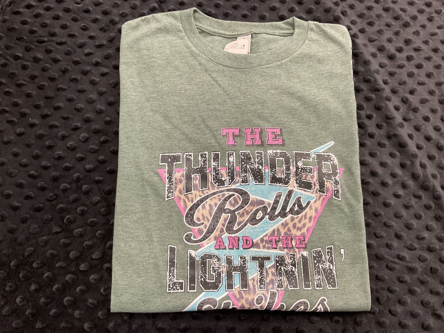 THUNDER ROLLS LIGHTING STRIKES