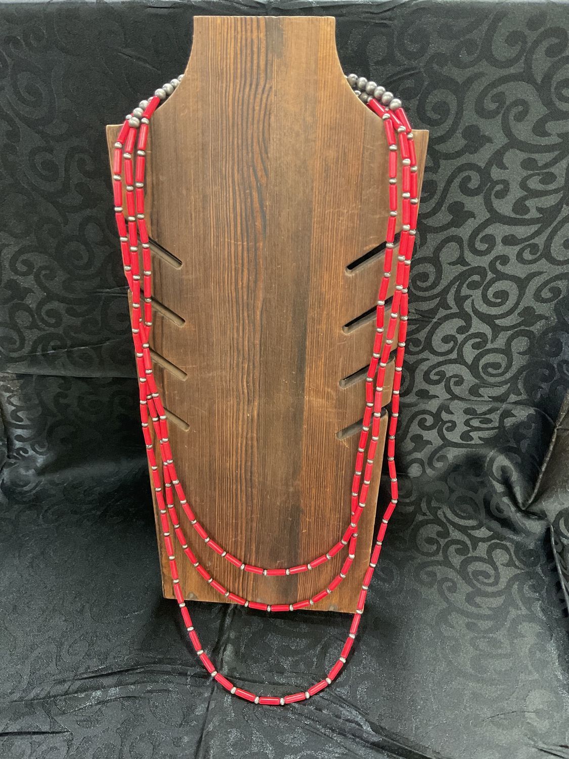 Strand red tube bead navajo nec