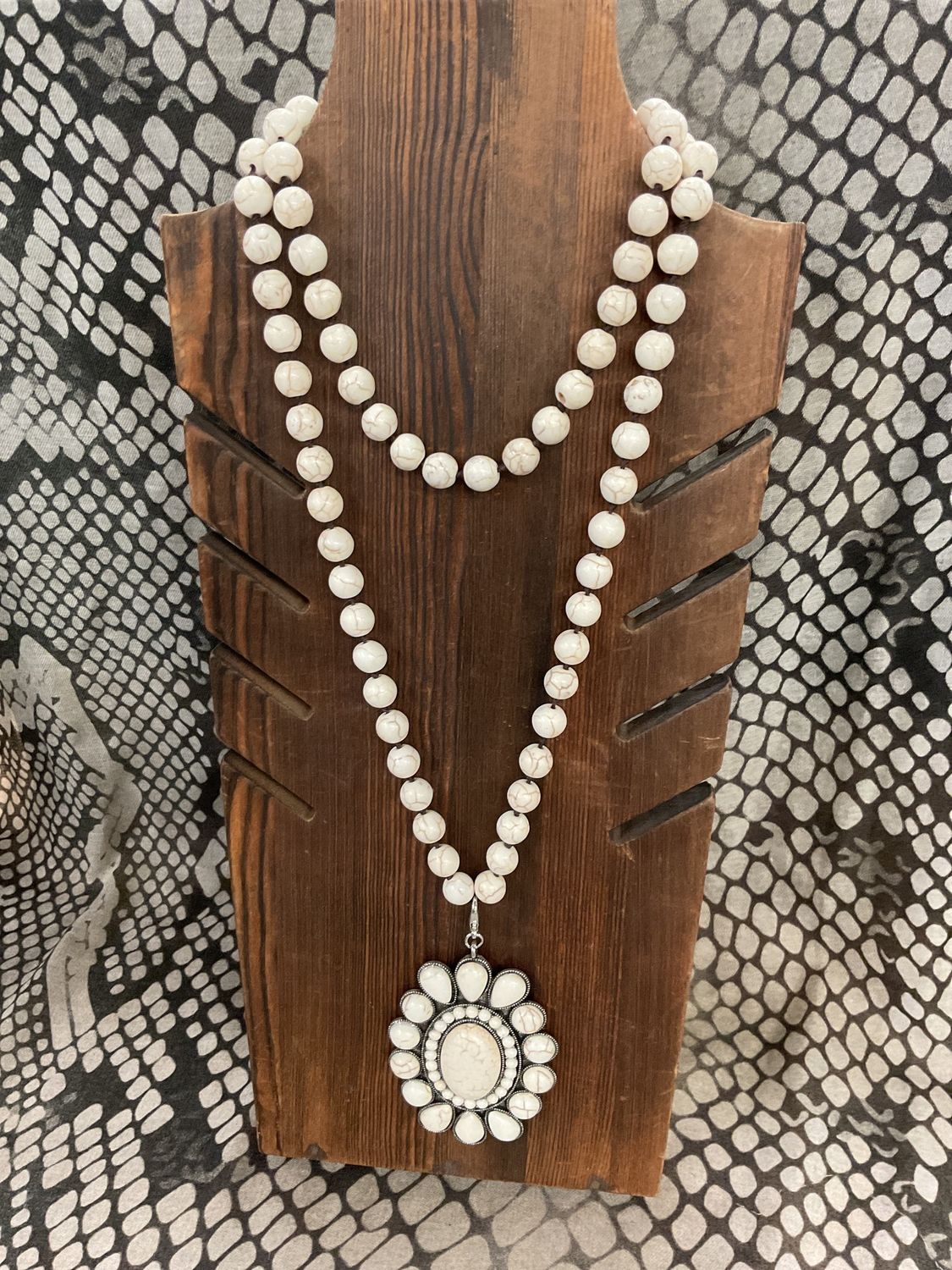White stone beads w/concho