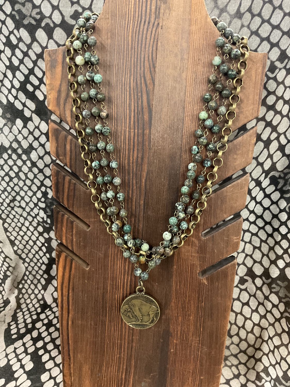 Green Bead Necklace w/Indian