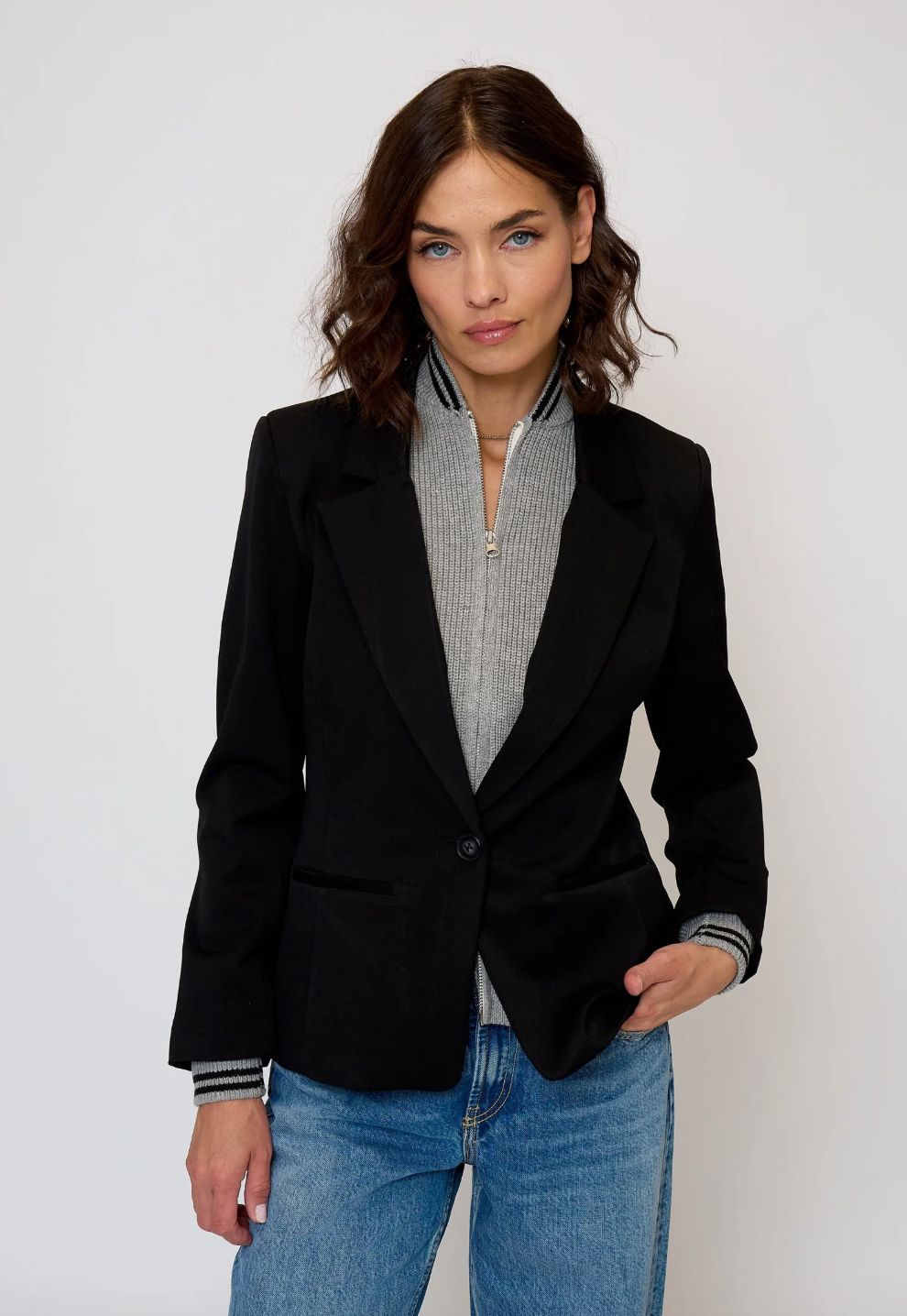 Central Park West Maribel Ponte Blazer With Dickey