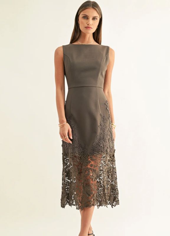 Sara Ruffled Dress