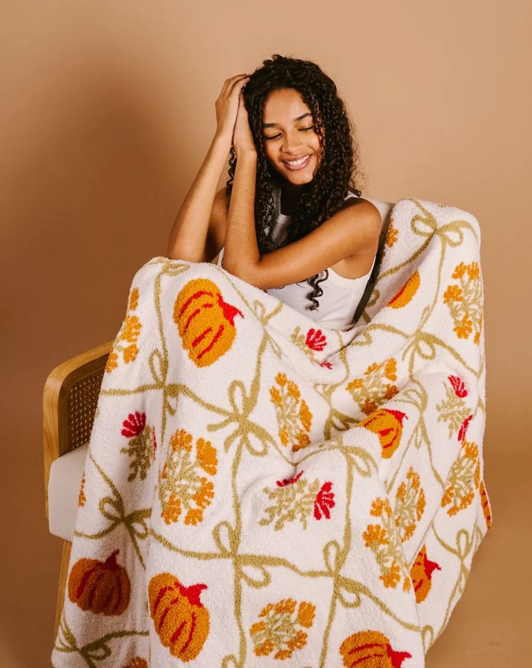 Patchwork Pumpkins Cozy Dreams Luxe Blanket