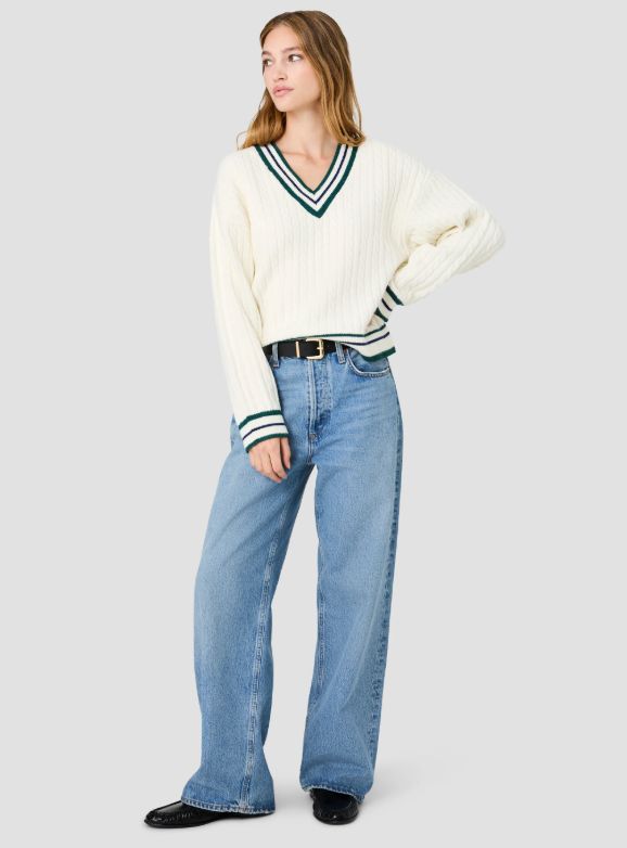 Aleyna Knit V-Neck Cable Pullover Sweater