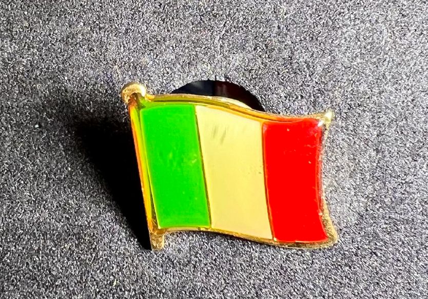 Italy pin