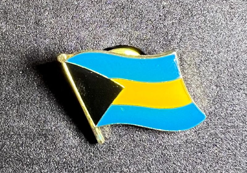 Bahamas pin