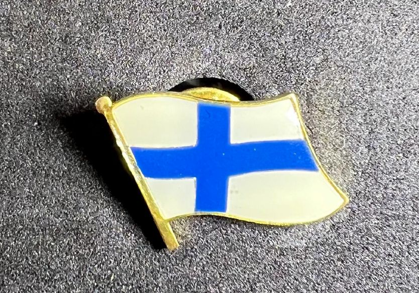 Finland pin