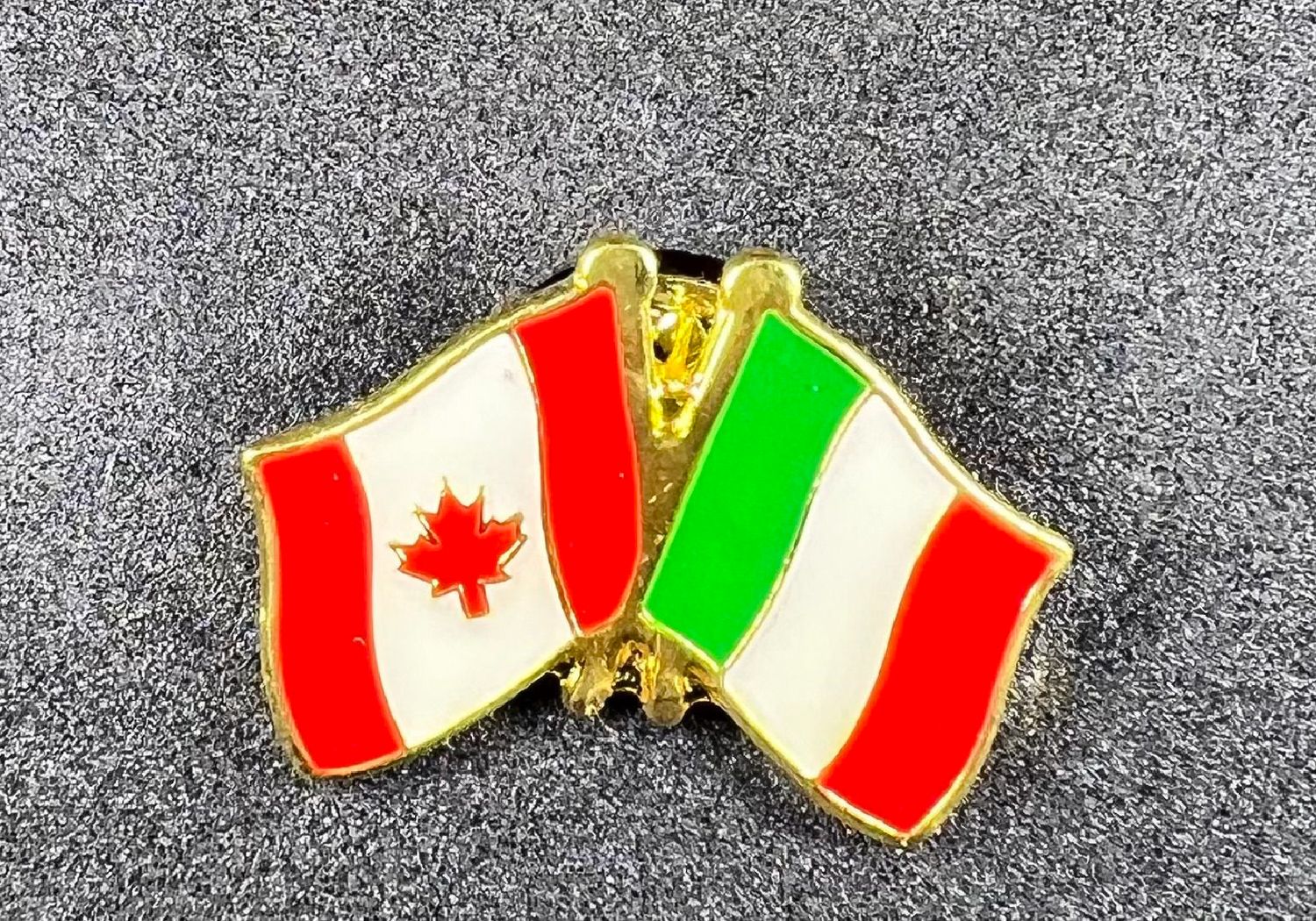 Canada/Italy cross pin
