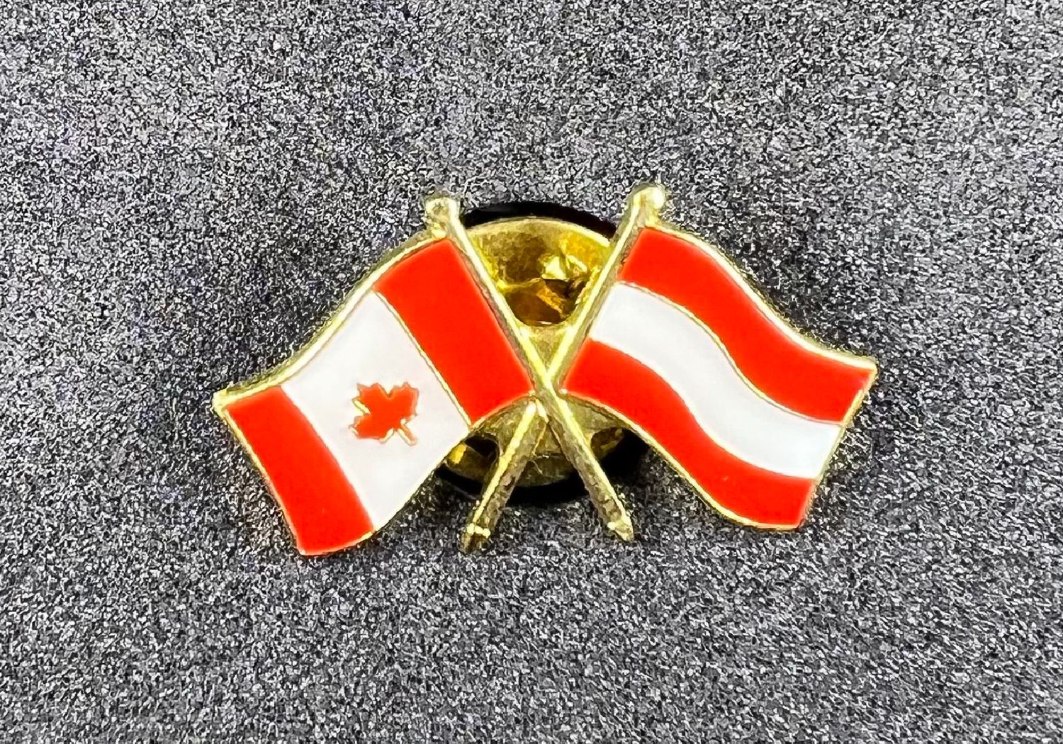 Canada/Austria cross pin