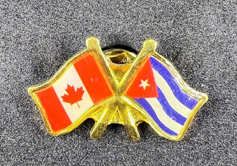 Canada/ Cuba cross pin