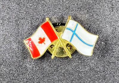 Canada/Finland cross pin