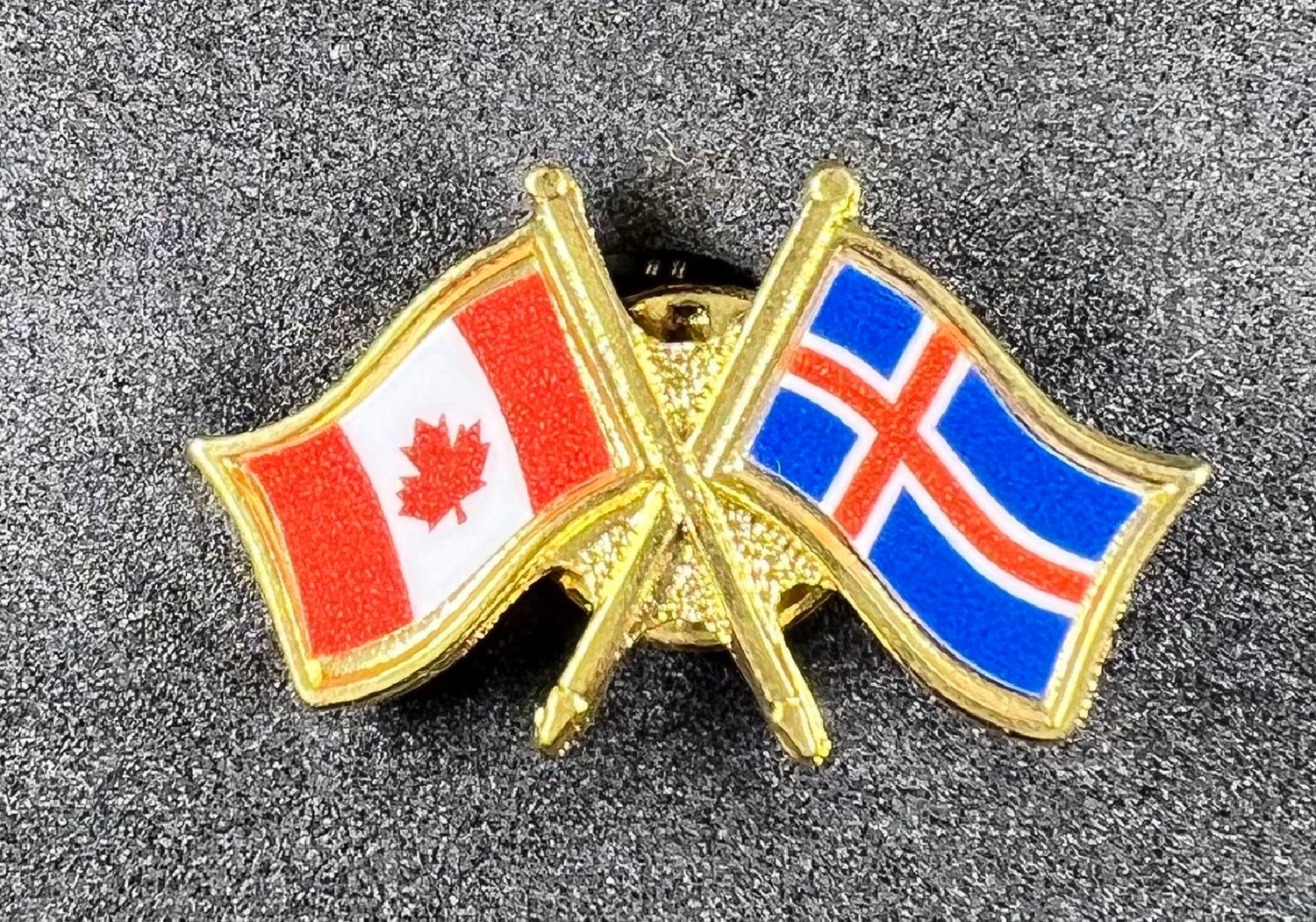 Canada/Iceland cross pin