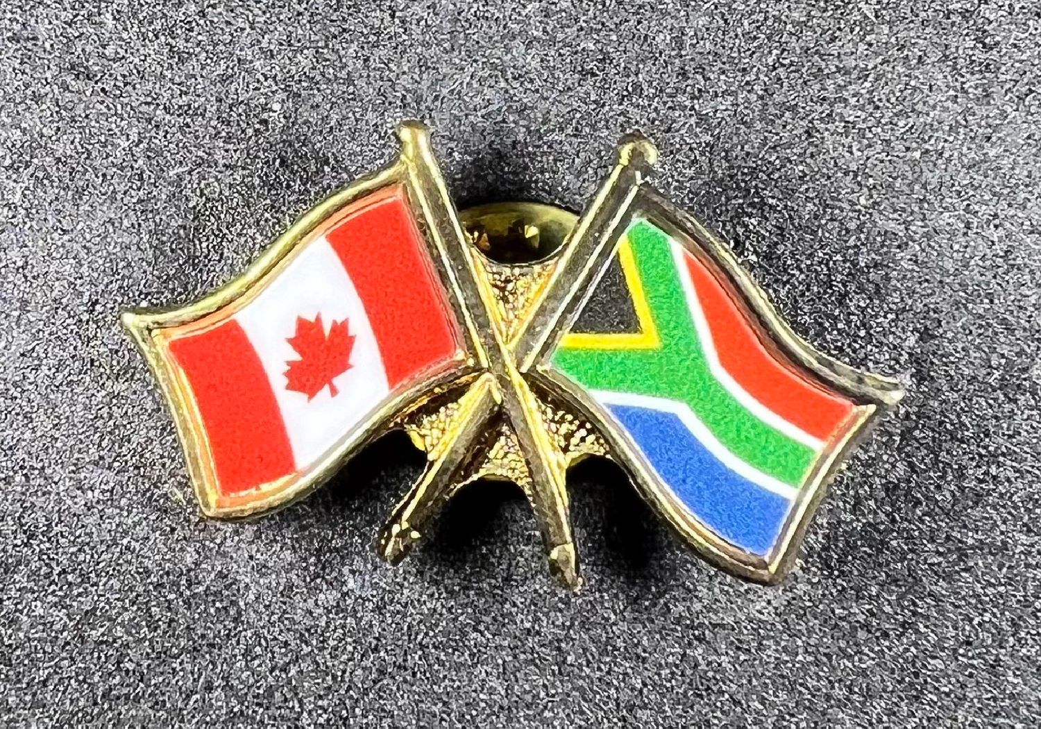 Canada/South Africa cross pin