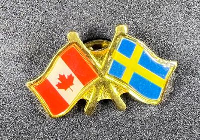 Canada/ Sweden cross pin