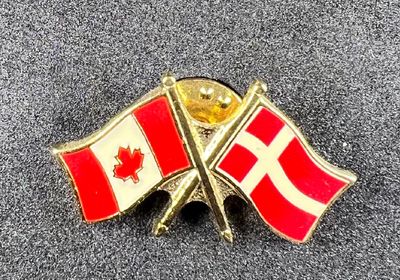 Canada/Denmark cross pin