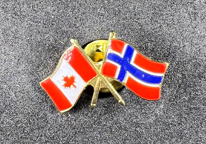 Canada/Norway cross pin