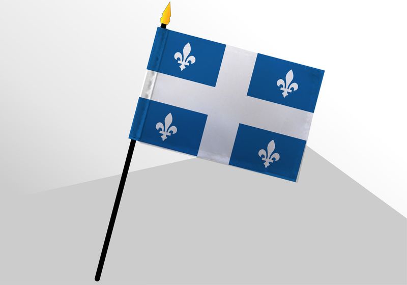 Quebec small flag 4x6