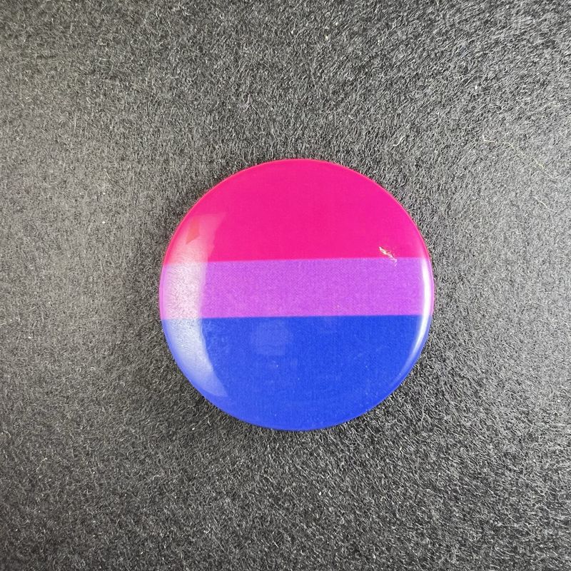 Round Bisexual Pride Macaroon