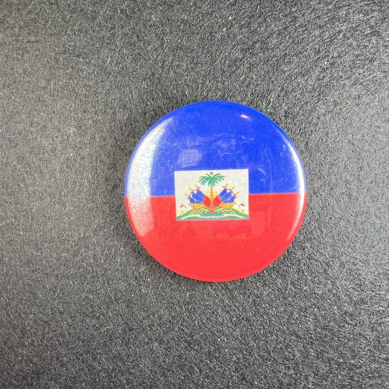 Round Jamaica macaroon