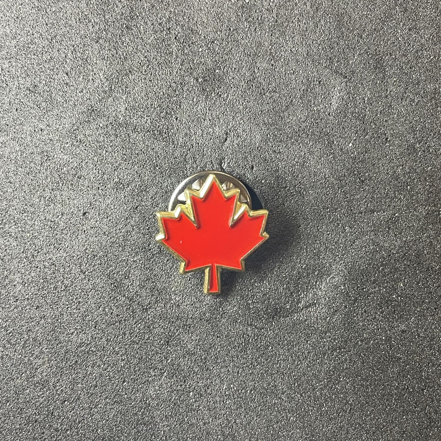 Canadian Maple Leaf Pin