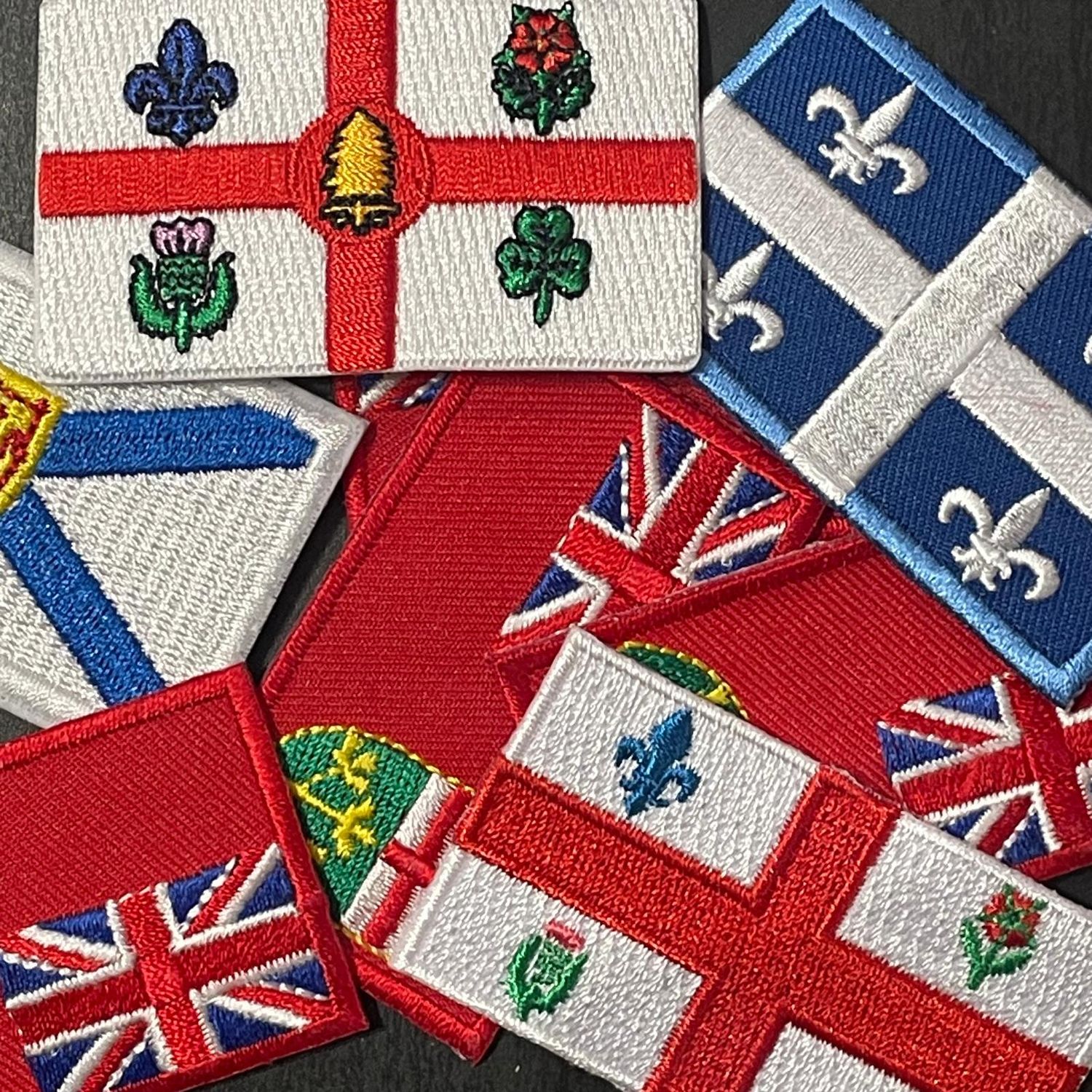 X.Sem Lot de 2 écussons brodés avec drapeau du Canada X.Sem Lot de 2 écussons brodés avec drapeau du Canada