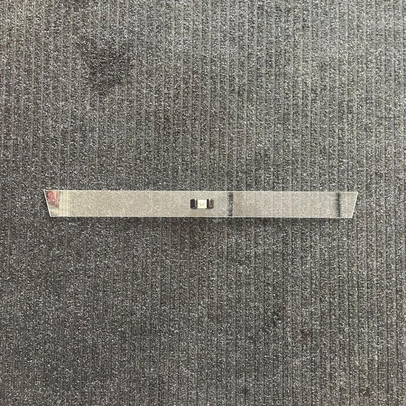 Flag extender (plexiglass)