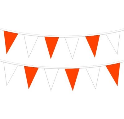 Plastic pennants on rope orange/white, 120