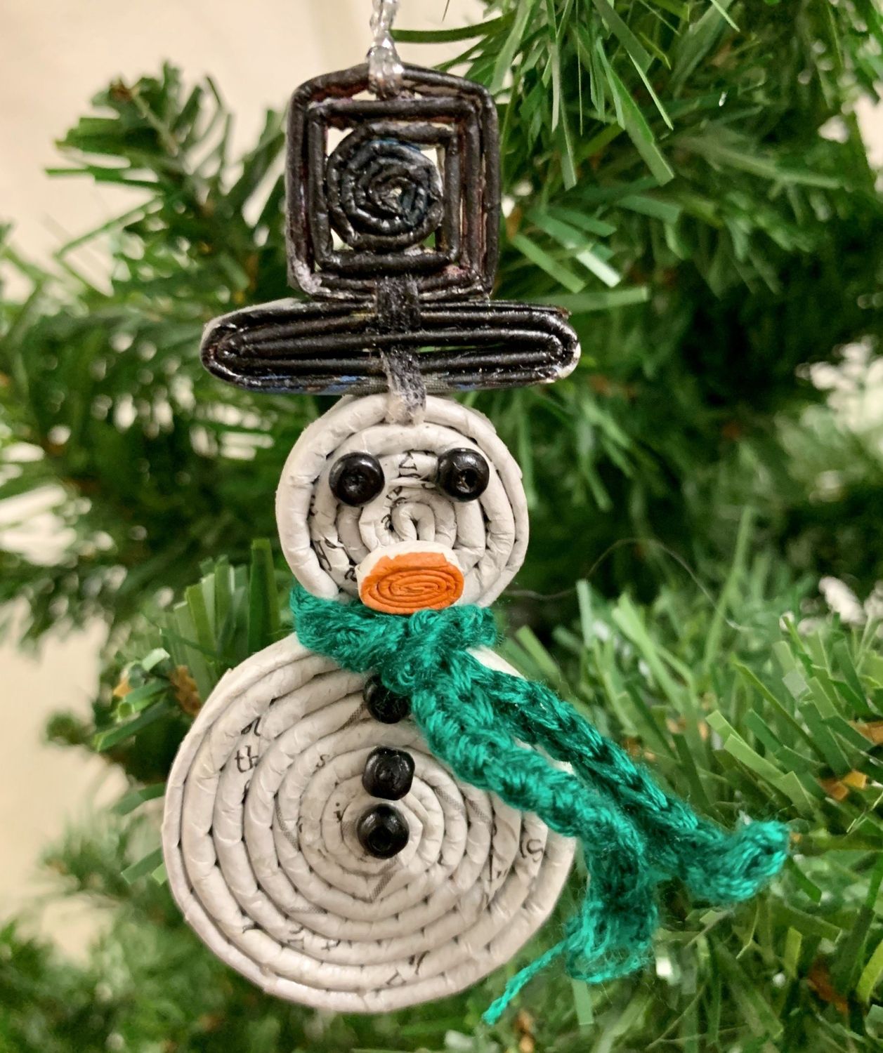 Black Hat Snowman Coiled Paper Ornament