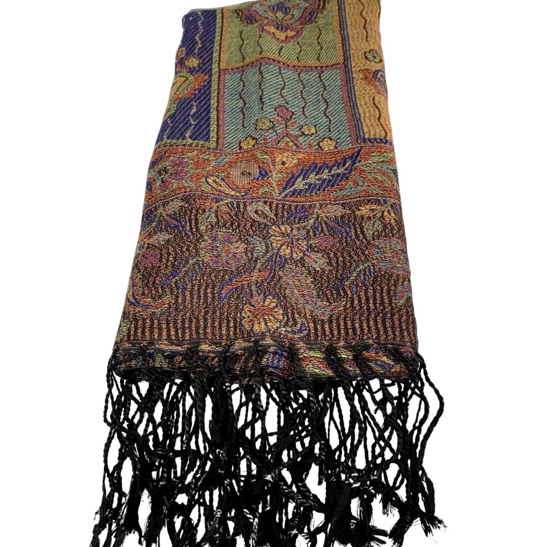 Enlightenment Scarf, India
