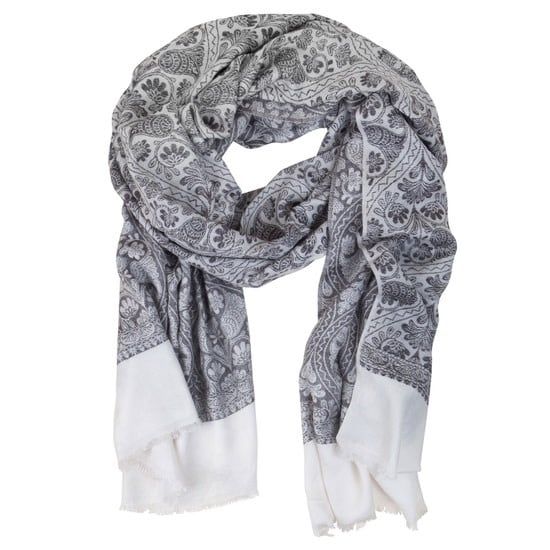 Simplicity Scarf, India