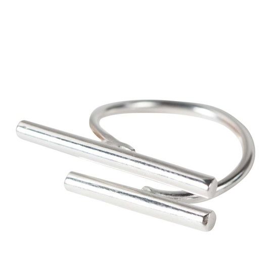 Parallel Bars Ring, India