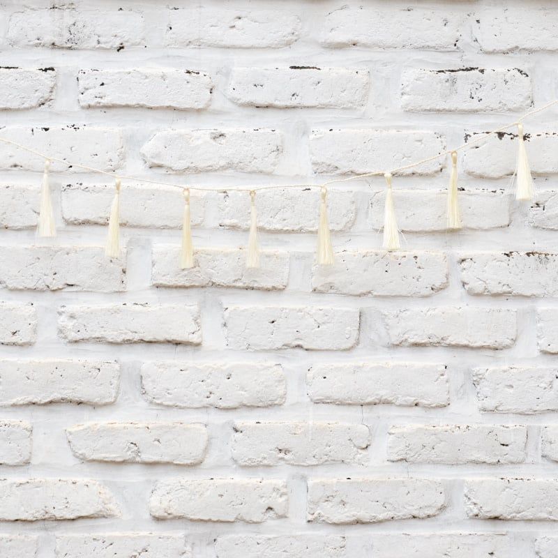 Christmas Tassel Garland - Winter White