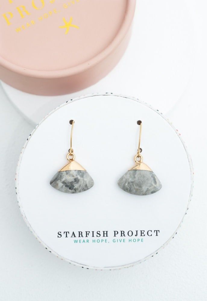 Fan Drop Earrings in Charcoal, China