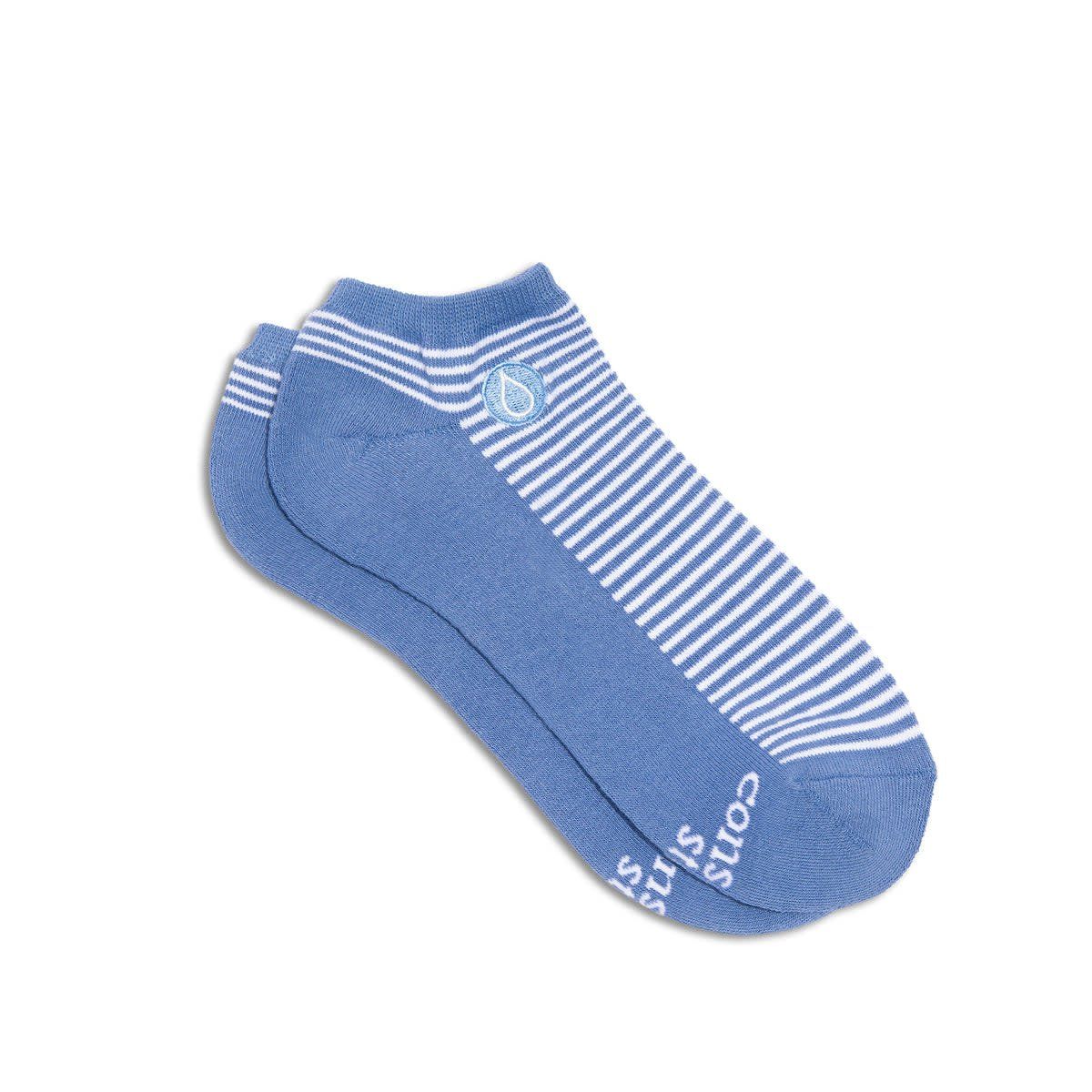 Conscious Step Socks that Give Water, Classic Stripes Ankle, Medium
