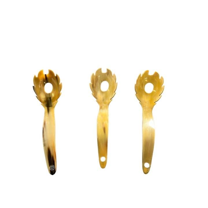 Pasta Horn Server, Uganda