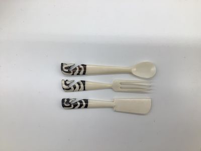 Utensil Set Of 3 Bone Zebra, Kenya